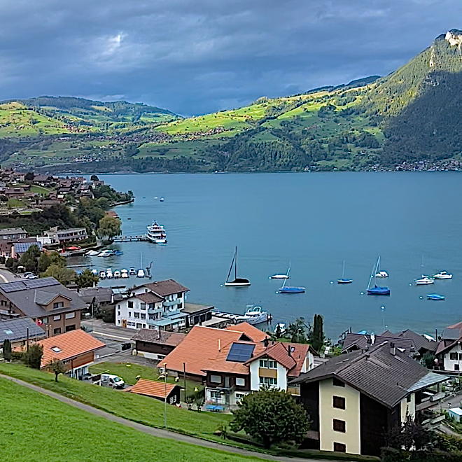美しい湖とアルプスの絶景！ゴールデンパス・ラインの旅 (スイス🇨🇭)